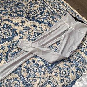 VS Knockout leggings